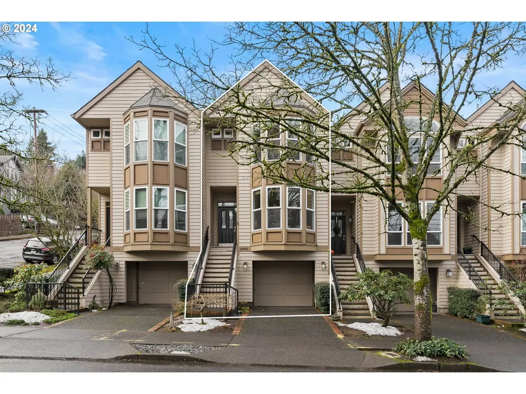 3843 S Corbett Avenue Portland OR 97239
