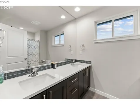 515 N 87th Court Ridgefield WA 98642