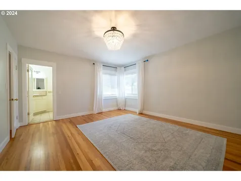 630 SW Parkside Drive Mill City OR 97360