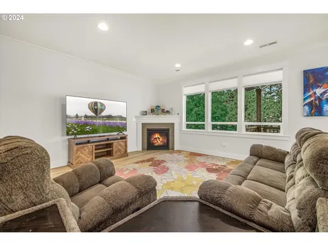 5975 Balboa Avenue Lincoln City OR 97367