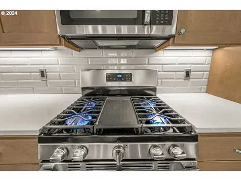 5975 Balboa Avenue Lincoln City OR 97367