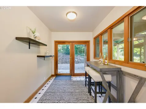 1732 Se 55th Avenue Portland OR 97215