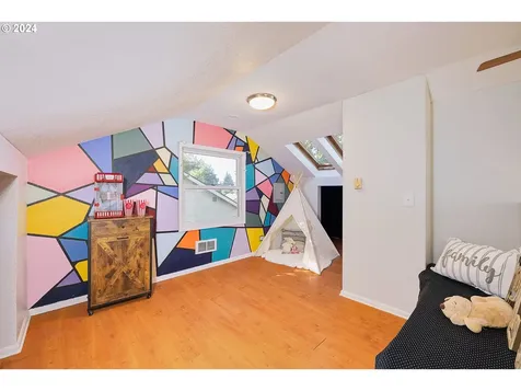 1732 Se 55th Avenue Portland OR 97215