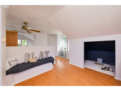 1732 Se 55th Avenue Portland OR 97215