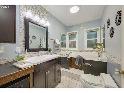 1732 Se 55th Avenue Portland OR 97215