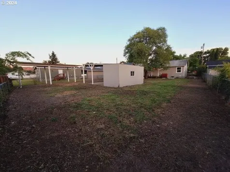 2018 Austin Road Roseburg OR 97471