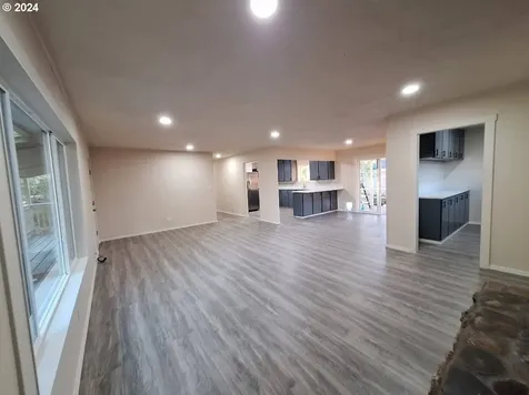 2018 Austin Road Roseburg OR 97471