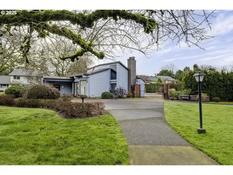 1682 NW 143rd Avenue Portland OR 97229