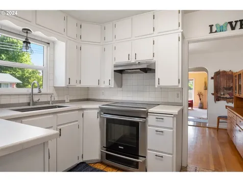 2405 Maple Street Longview WA 98632