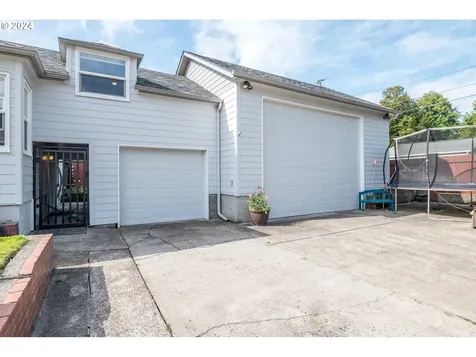 2405 Maple Street Longview WA 98632