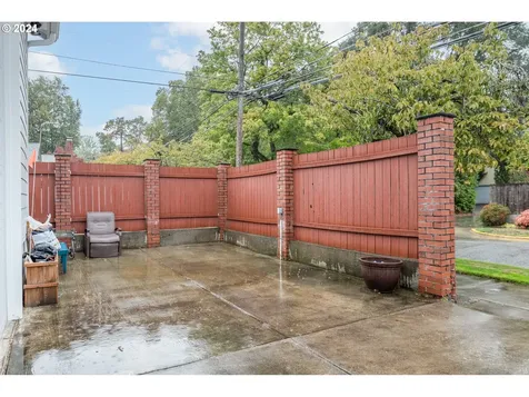 2405 Maple Street Longview WA 98632