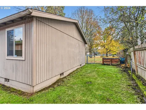 5918 N Newark Street Portland OR 97203
