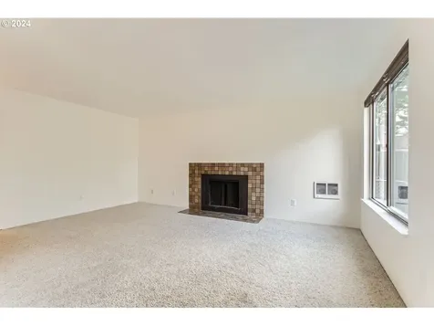 5918 N Newark Street Portland OR 97203
