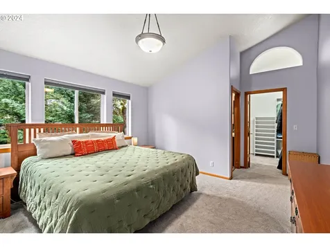 6951 Glacier Drive Springfield OR 97478