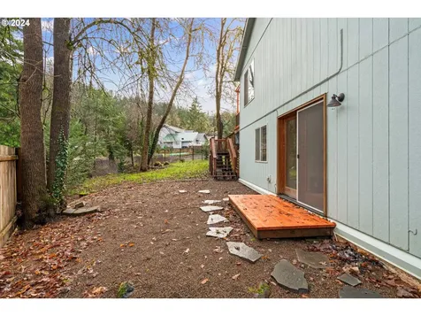 6951 Glacier Drive Springfield OR 97478