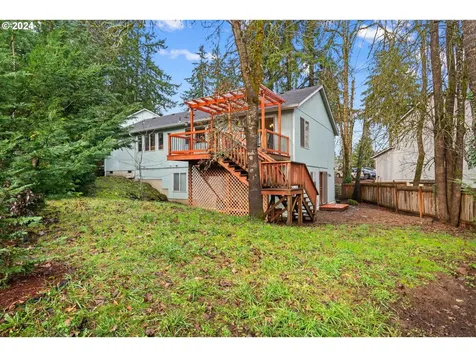 6951 Glacier Drive Springfield OR 97478