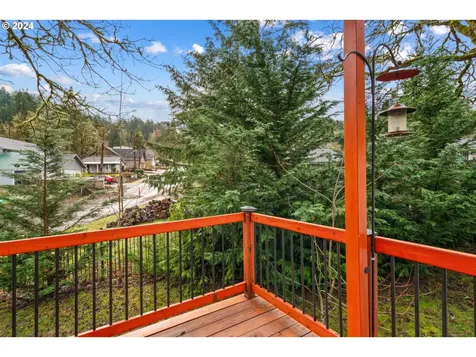 6951 Glacier Drive Springfield OR 97478