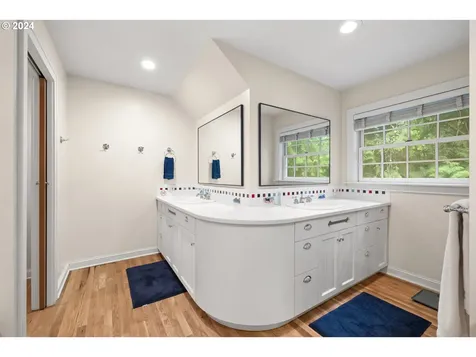 7000 Sw 78th Avenue Portland OR 97223