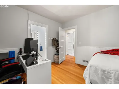 7000 Sw 78th Avenue Portland OR 97223