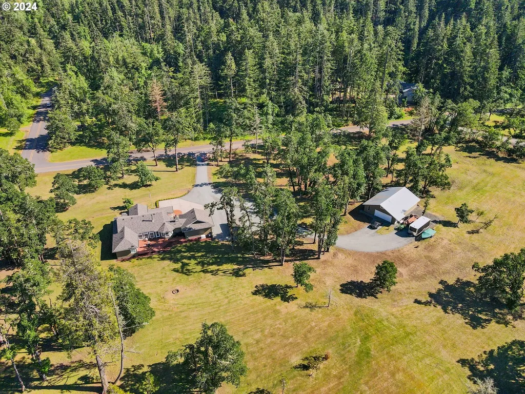 33482 Molitor Ranch Road Cottage Grove OR 97424