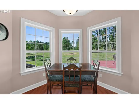 33482 Molitor Ranch Road Cottage Grove OR 97424