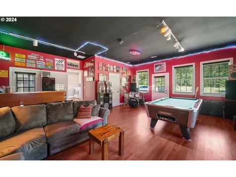 33482 Molitor Ranch Road Cottage Grove OR 97424