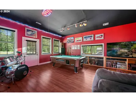 33482 Molitor Ranch Road Cottage Grove OR 97424