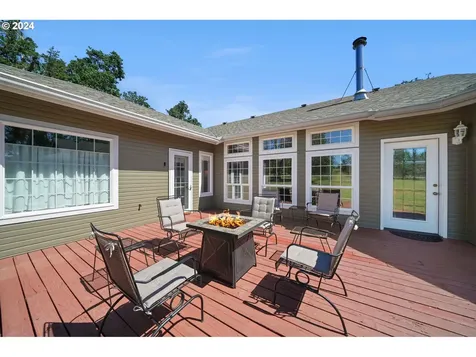 33482 Molitor Ranch Road Cottage Grove OR 97424