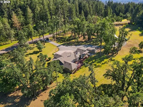 33482 Molitor Ranch Road Cottage Grove OR 97424