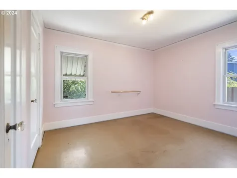 7021 N Buchanan Avenue Portland OR 97203