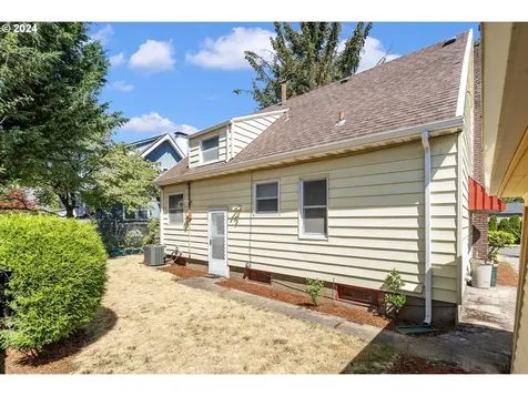 7021 N Buchanan Avenue Portland OR 97203