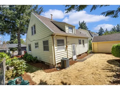 7021 N Buchanan Avenue Portland OR 97203