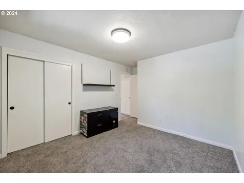 15002 Ne Davis Court Portland OR 97230