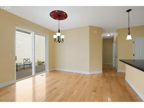7575 SW Lowrie Lane Wilsonville OR 97070