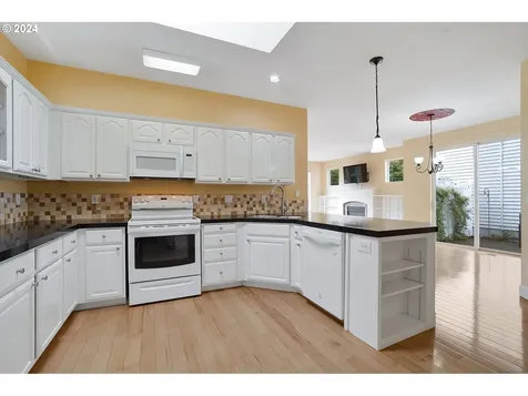7575 SW Lowrie Lane Wilsonville OR 97070