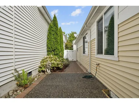 7575 SW Lowrie Lane Wilsonville OR 97070