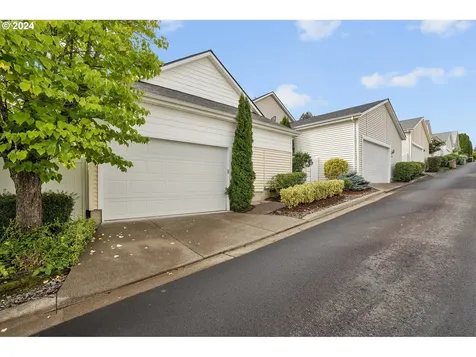 7575 SW Lowrie Lane Wilsonville OR 97070