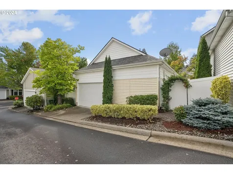 7575 SW Lowrie Lane Wilsonville OR 97070