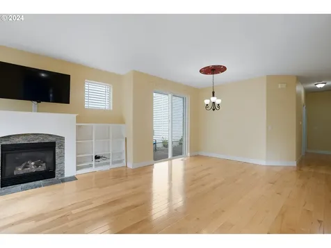 7575 SW Lowrie Lane Wilsonville OR 97070