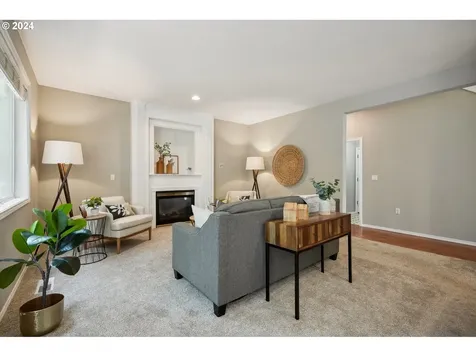 9267 Sw 83rd Place Portland OR 97223