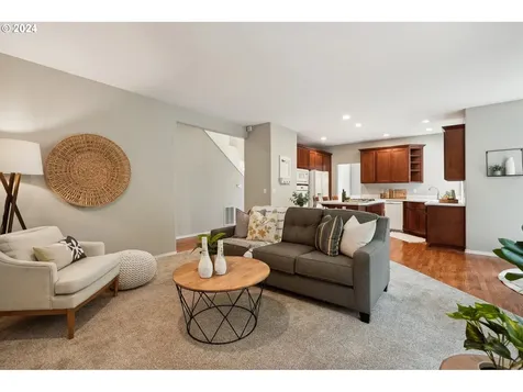 9267 Sw 83rd Place Portland OR 97223