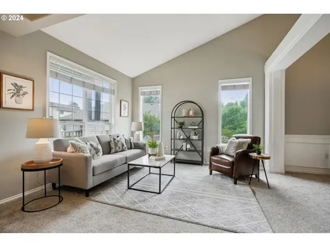 9267 Sw 83rd Place Portland OR 97223