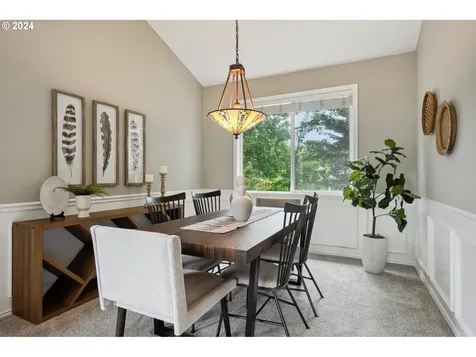 9267 Sw 83rd Place Portland OR 97223