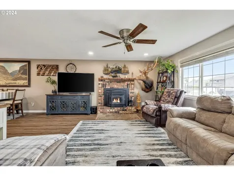 630 Wedgewood Drive Molalla OR 97038
