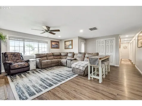 630 Wedgewood Drive Molalla OR 97038