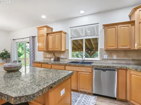 15021 Emerson Court Oregon City OR 97045