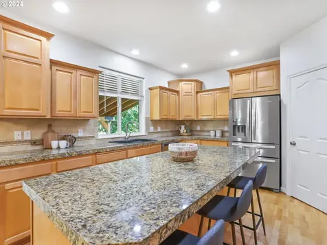 15021 Emerson Court Oregon City OR 97045