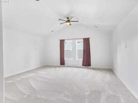 15021 Emerson Court Oregon City OR 97045