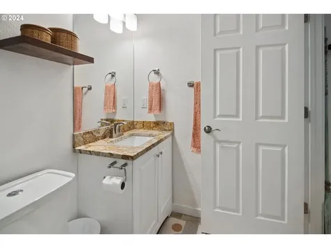 405 S 2nd Street Oregon City OR 97045