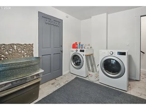 405 S 2nd Street Oregon City OR 97045